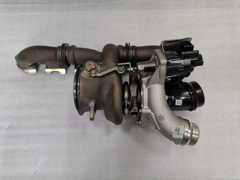 Ново 95км Турбo B58 / 8679022 BMW 2 3 4 / x3 x4 / z4 4.0i 4.0ix B58