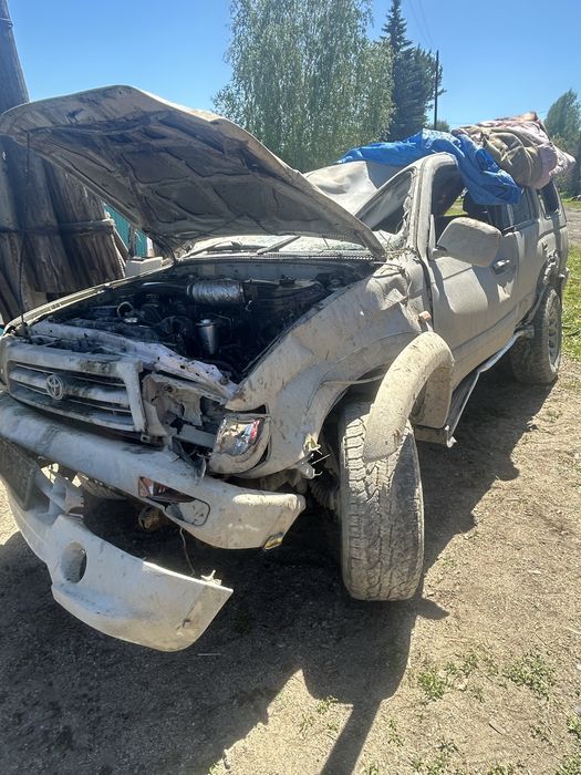 Продам автомобиль Toyota Hilux Surf