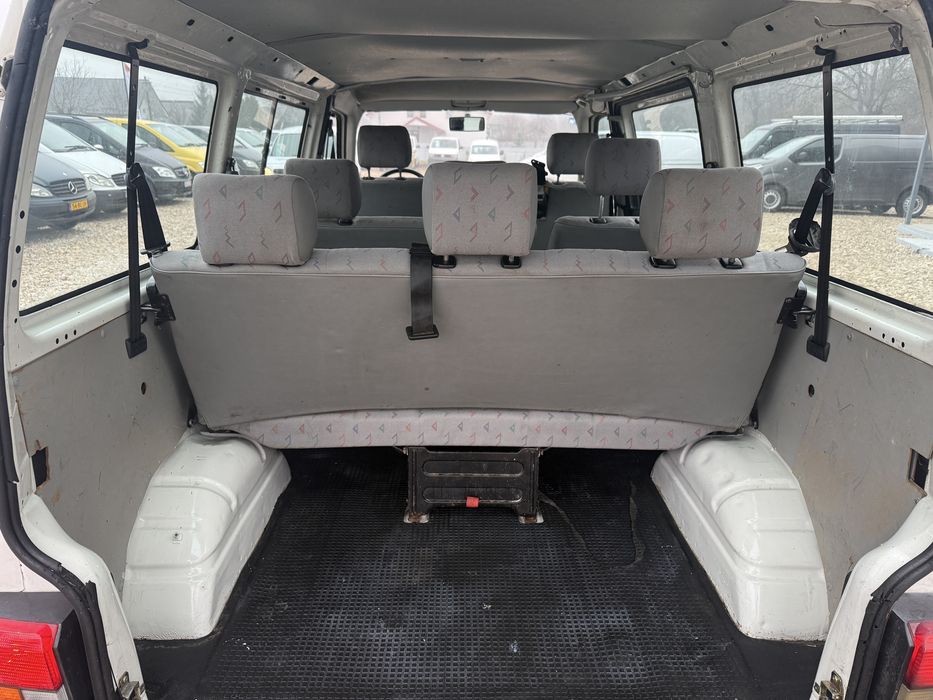 Vw transporter caravelle T4 9 locuri