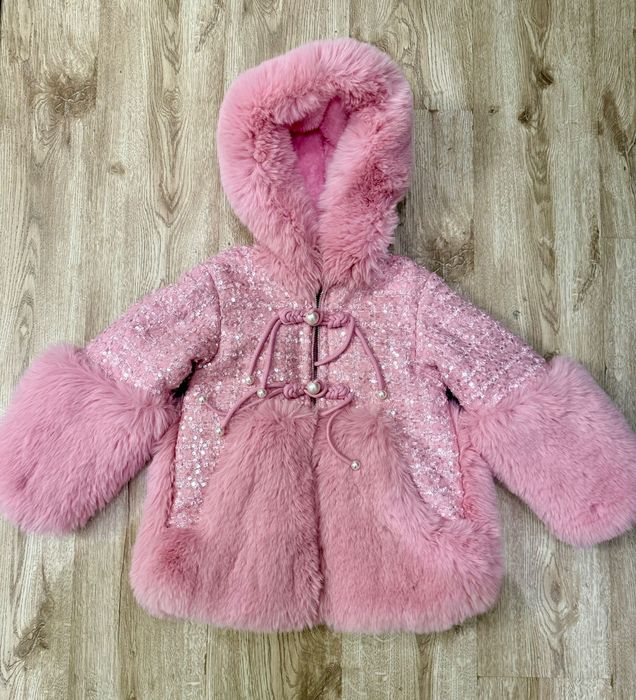 Детско яке пух и пайети