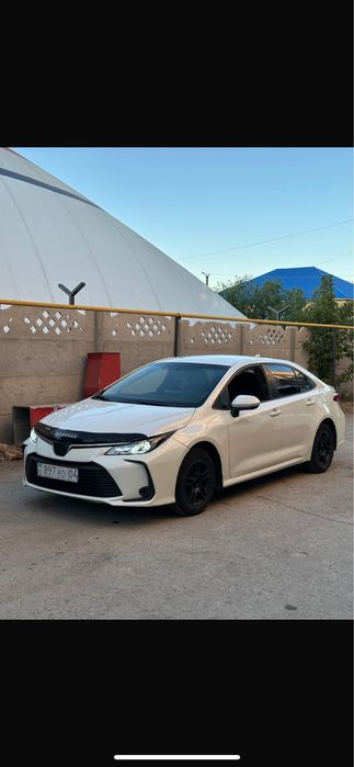 Авто в аренду под такси