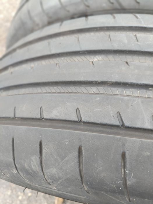 Летни гуми -19цола -225/45-1бр.-110лв."GOOD YEAR"