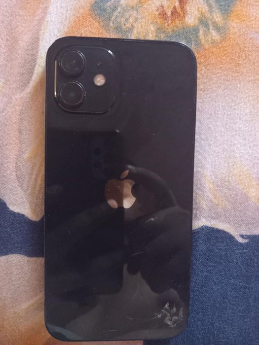 Vand iphone 12 sau schimb