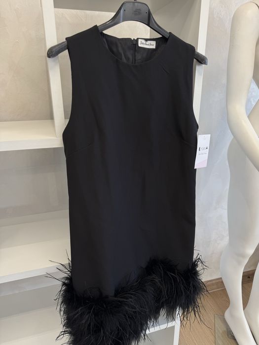 Рокля с пера LBD