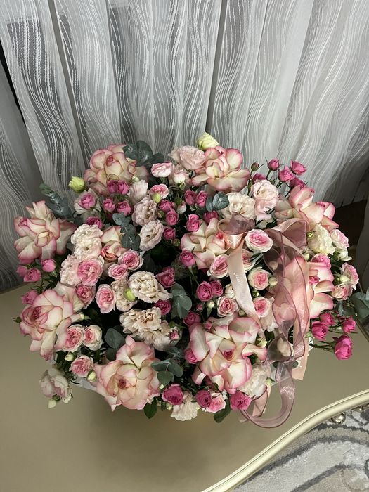 Продам цветы подарили сегодня