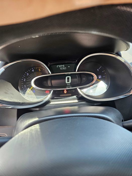 Renault clio spre vanzare