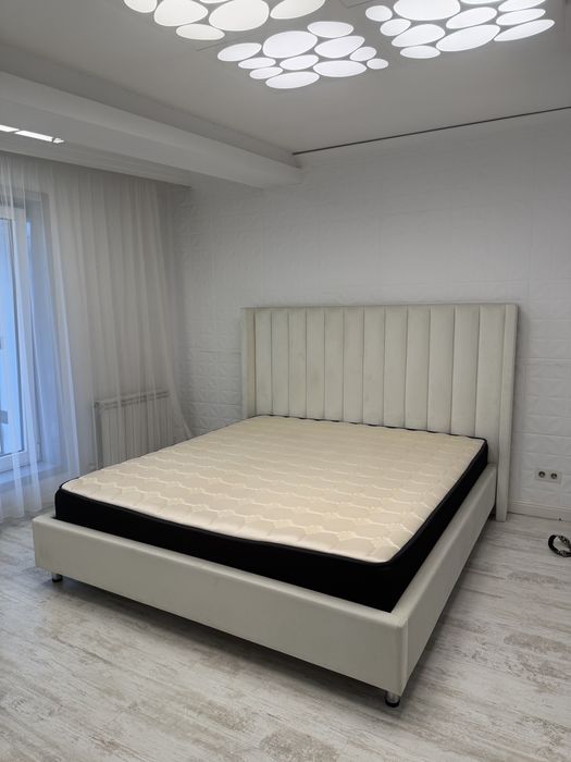 Продам кровать для спальни