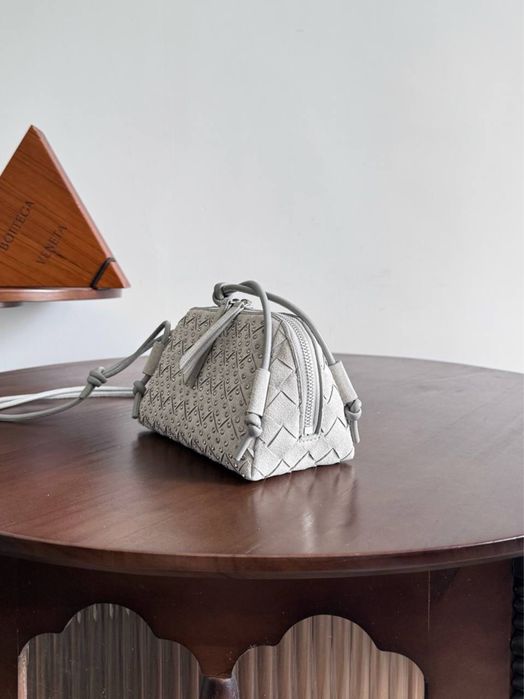 Geanta Bottega Veneta Concert Pouch