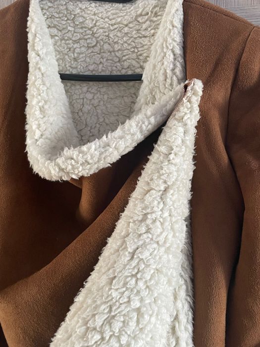 Бежово палто размер S