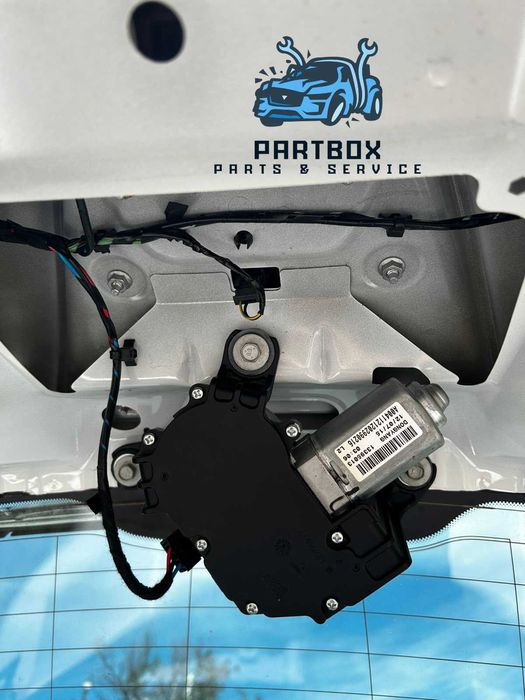 Моторче задна чистачка от Opel Astra J 2012