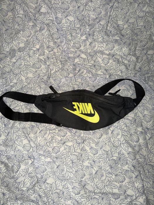 Vand borsete nike noi