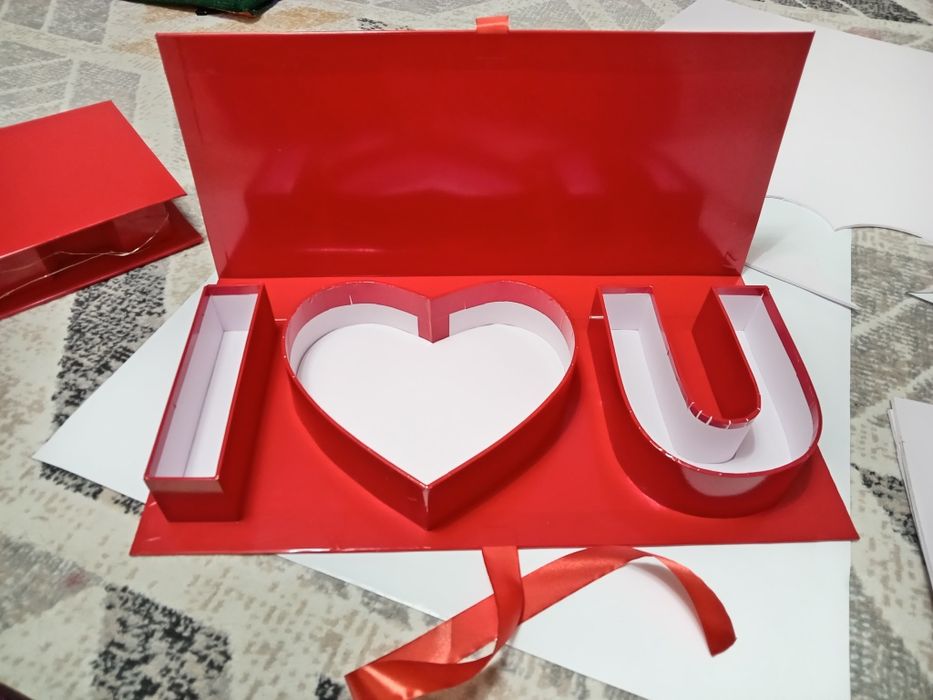 Каробка  подарок