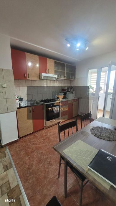 3 camere Transilvaniei bloc cu lift