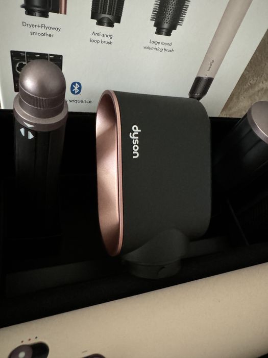 Dyson Airwrap ID Pink Ceramic, testat de 2 ori