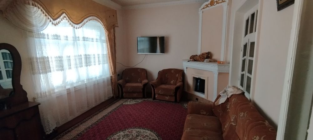 Ховли сотилади...