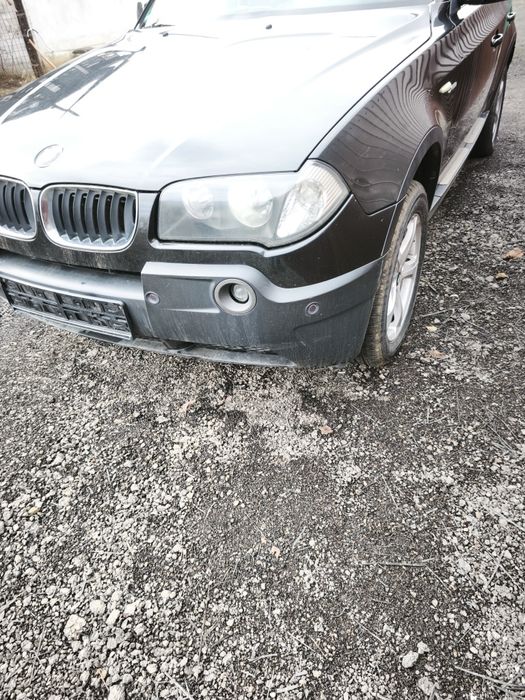 Vând bara față bmw e83