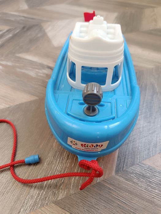 Продам игрушку б/у Катер