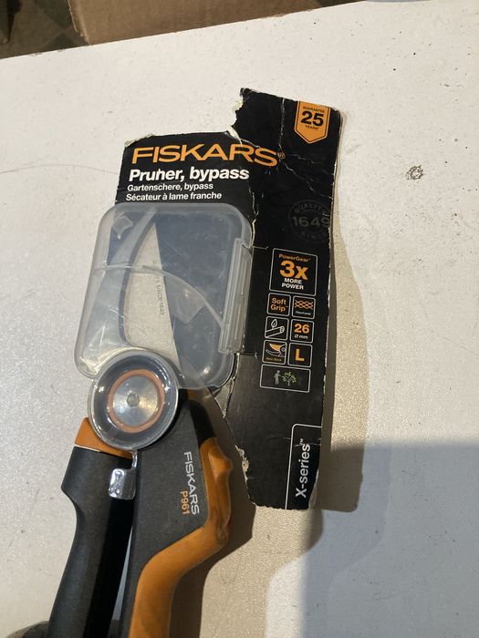 Foarfeca FISKARS PowerGear P961, L, otel