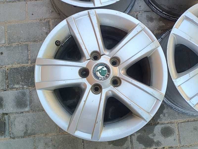 Продам оригинальные легкосплавные диски на автомашину Skoda