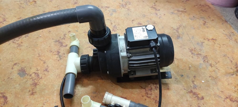 Помпа за хидромасажна вана