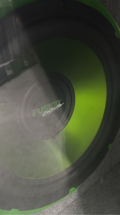 Сабвуфер срочно продается