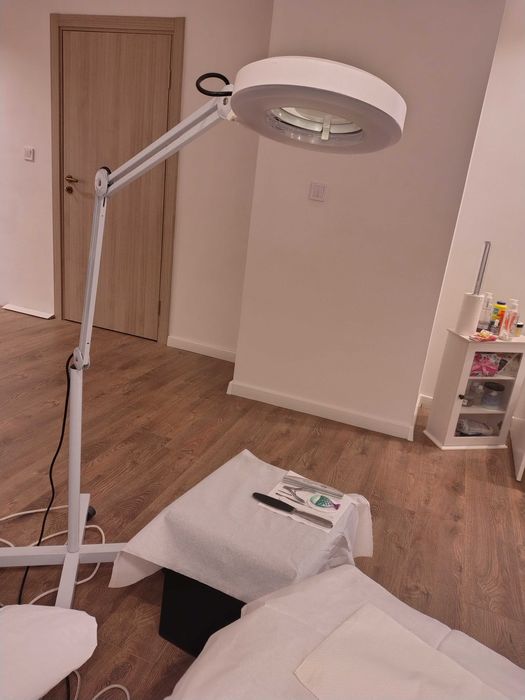 Професионален електрически козметичен стол + Подарък Лампа-лупа