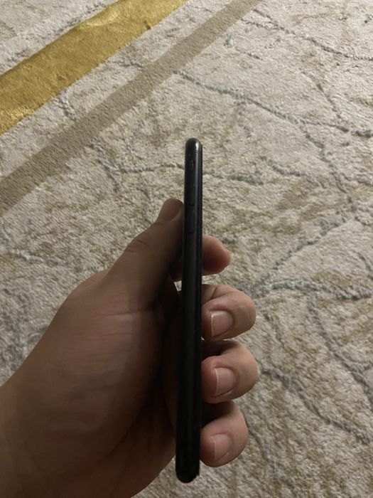 Айфон se жагдайы керемет …………………………………………………………………………………………………………………..