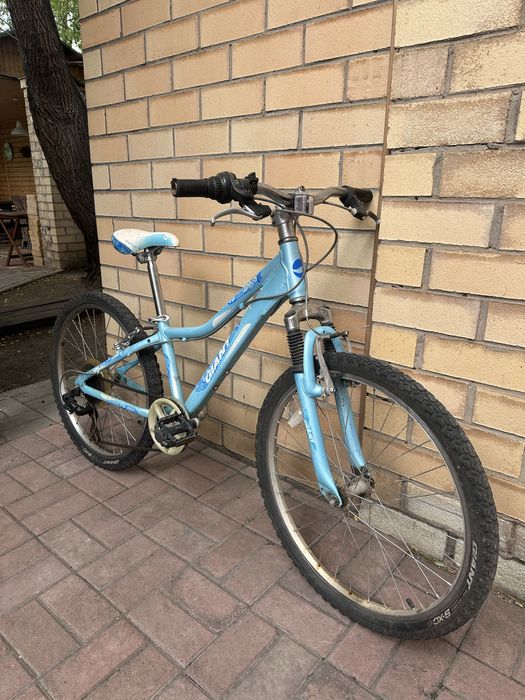 Продам велосипед Giant areva 2 24v2