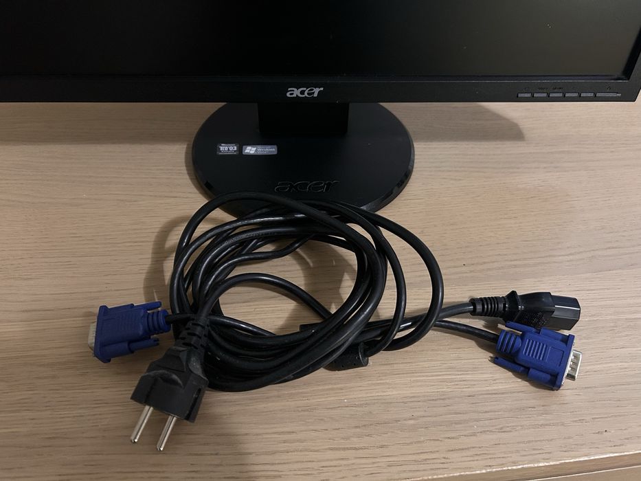 Монитор 21.5" Acer V233HQ