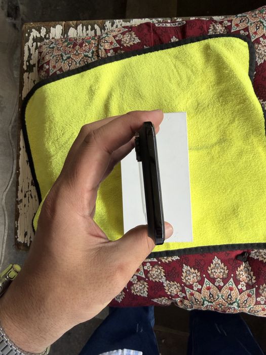 iphone air 256g yomkost 100% 85 ta sikl karopka bor oqip qlila