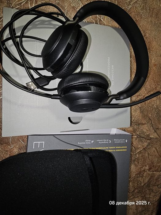 Гарнитура Jabra evolve2 40
