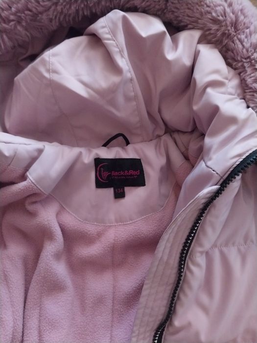 Куртка зимняя на девочку.