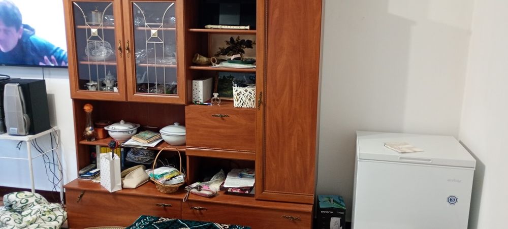 Шкаф для гостиной