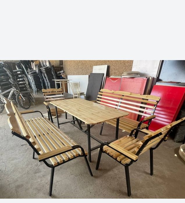 Yozgi dam olish uchun qulay stol-stul (dacha, hovli)