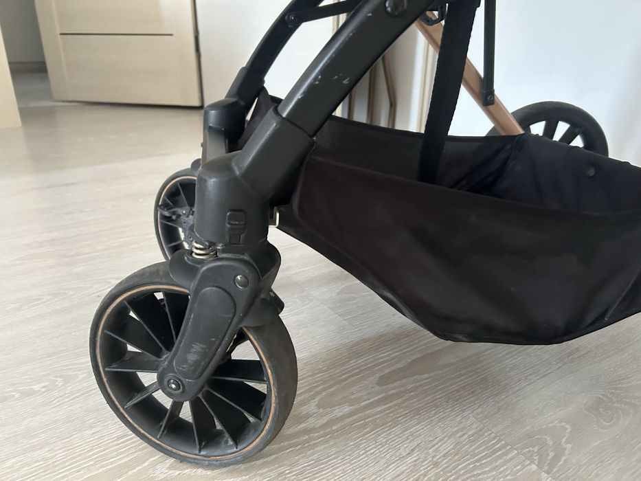 Коляска ining Baby