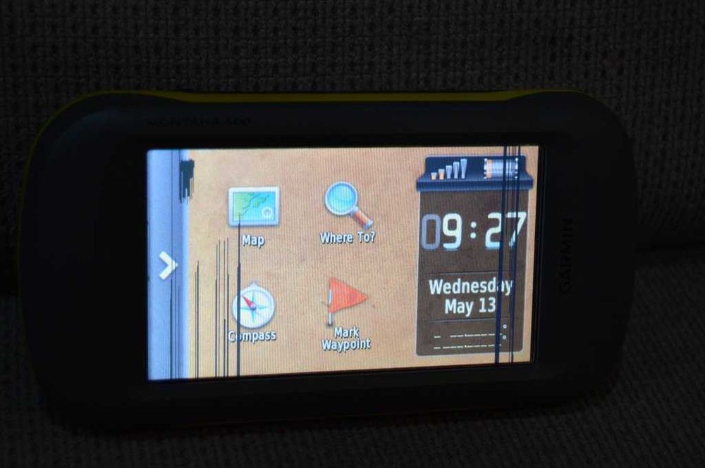 Garmin Montana 600 GPS outdoor – Defect Ecran, citeste anuntul