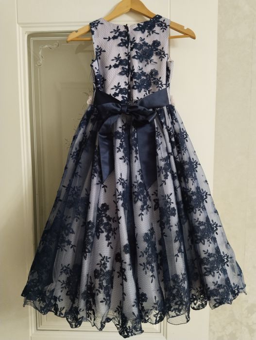 Платье на девочку