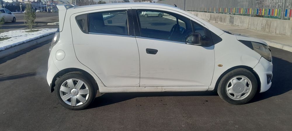 Спарк сотилади. 2011 йил