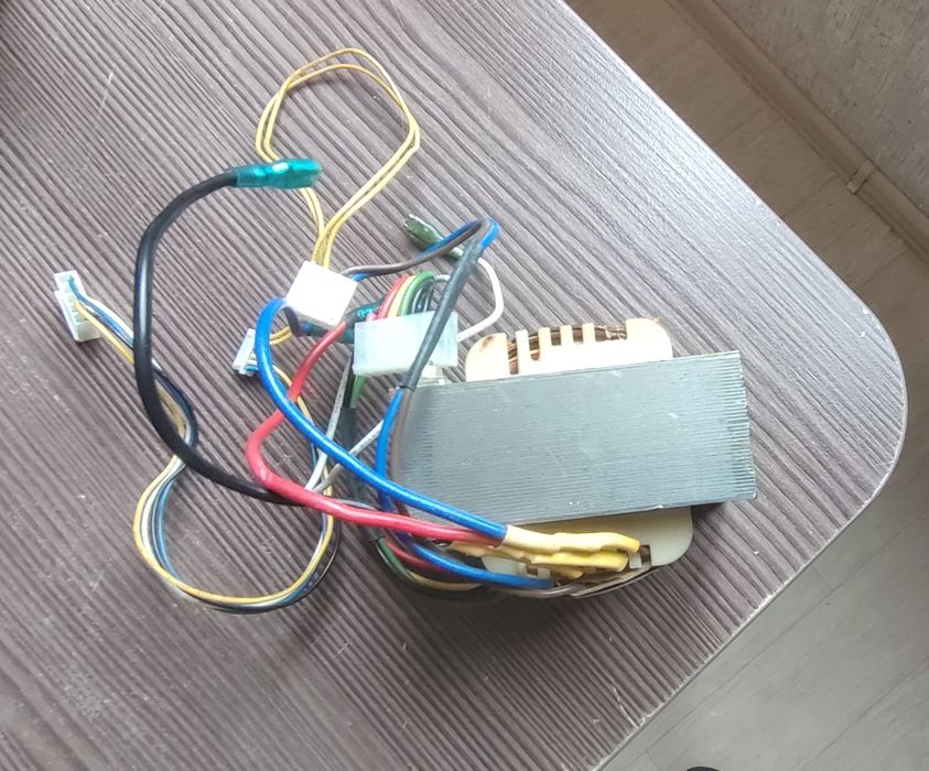 Продаете трансформатор б/у рабочем состоянии