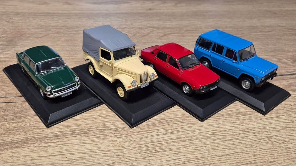 4 machete Deagostini 1:43