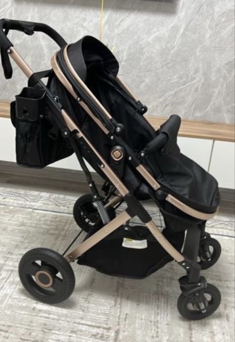 Коляска 3 в 1 в отличном состоянии