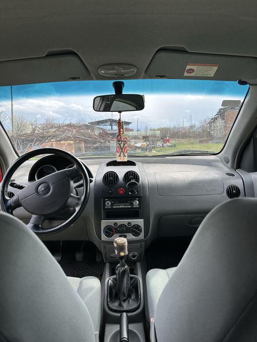 Chevrolet kalos 2008 година