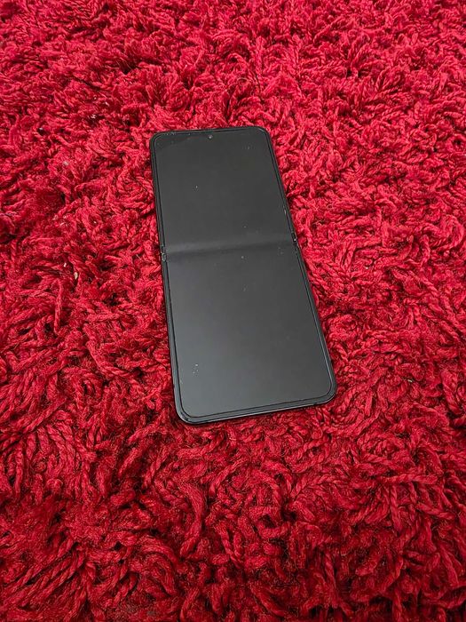 Vand samsung z flip 4 pentru piese