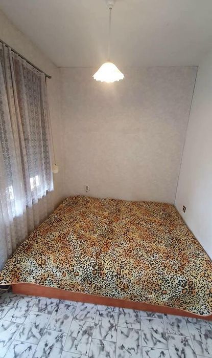 Дава се под наем Двустаен апартамент в Пловдив, Център - 50 кв.м за 275 € - Снимка #2