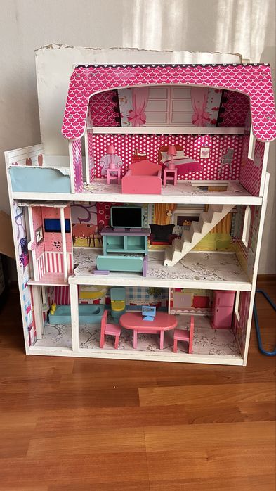 Домик кукольный,детский с мебелью