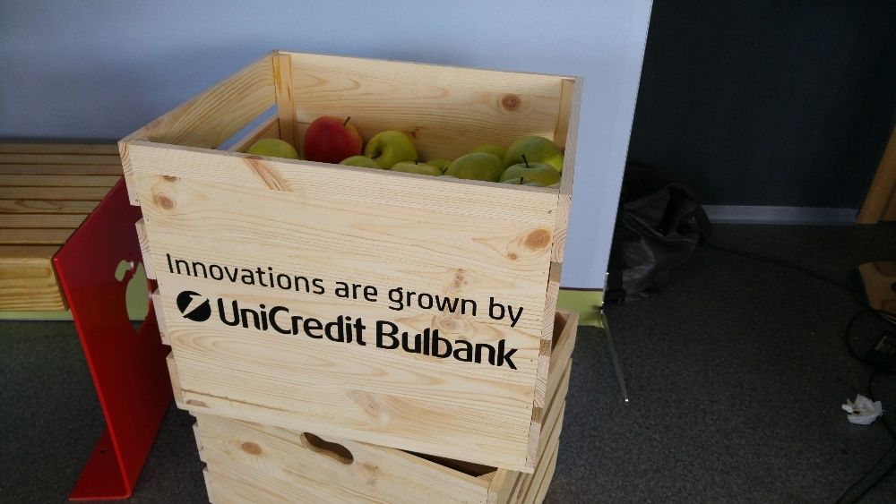 Производство на щайги и изделия от дърво за бизнес подарък и реклама