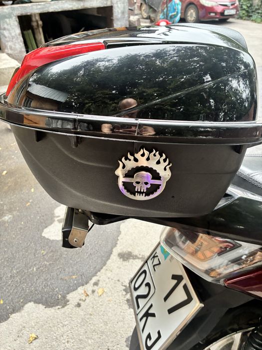 Продам скутер Vento nmax