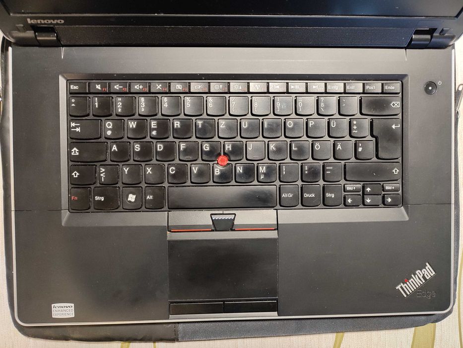 Лаптоп Lenovo ThinkPad Edge 15 (i5 M450 4GB DDR3 500GB HDD)