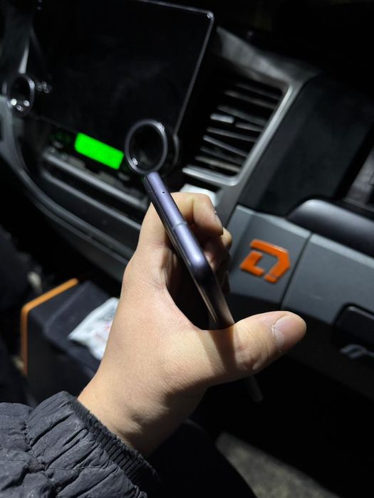 Срочно Samsung S21 FE 5G 128 гб