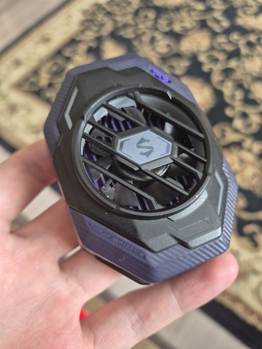 Продаю куллер для телефона